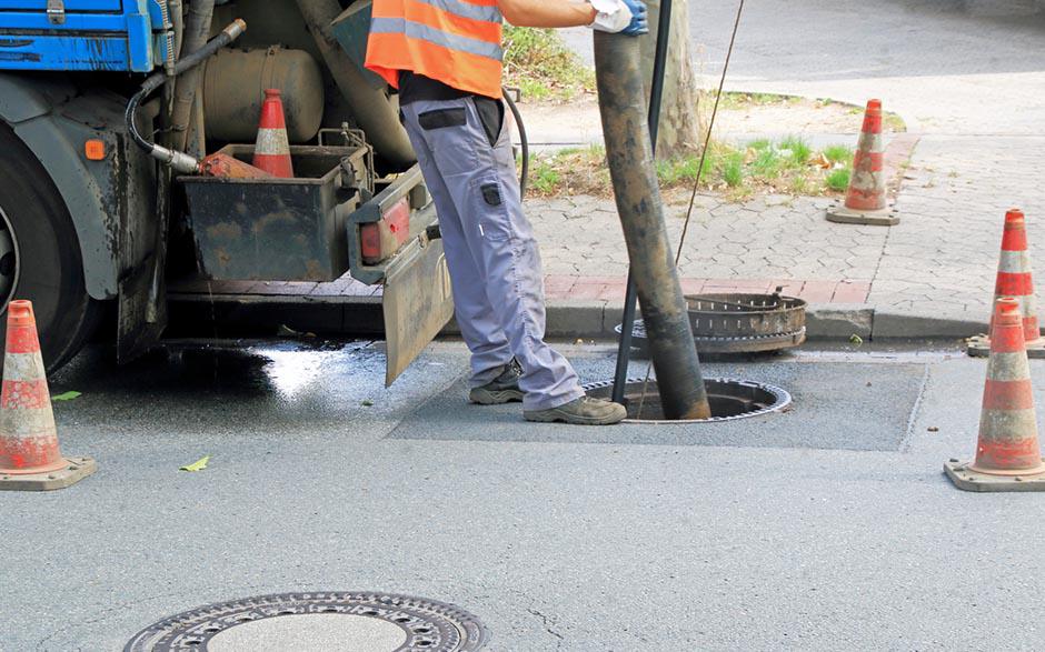 prix plombier débouchage Nanterre
